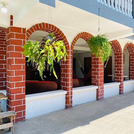 La Casona Sv Hostal La Libertad Bagian luar foto