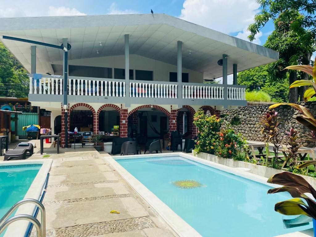La Casona Sv Hostal La Libertad Bagian luar foto